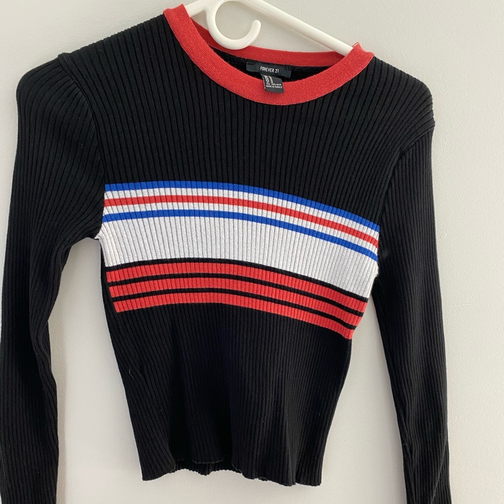Forever 21 Long Sleeve Striped Crop Top. Size M